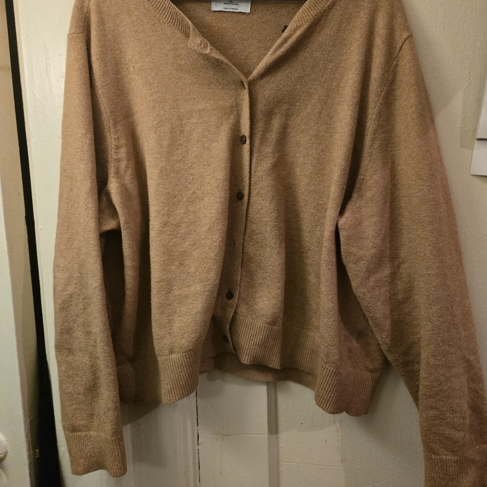 Old Navy Camel Button-Front Women's Cardigan Sweater - Picture 3 of 3